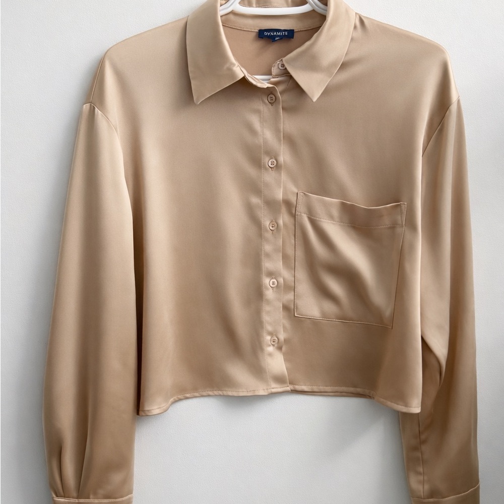 Dynamite Satin Cropped Button-Up Shirt | Size Small ✨